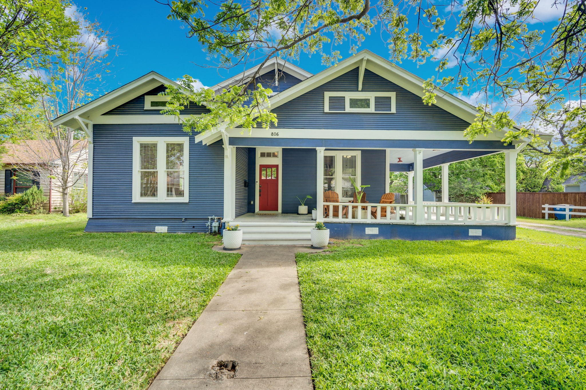 806 N Preston Street Ennis TX 75119