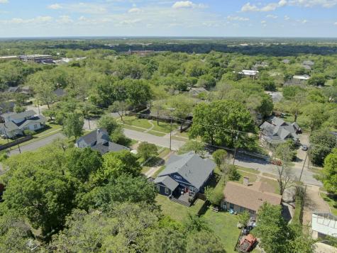 806 N Preston Street Ennis TX 75119