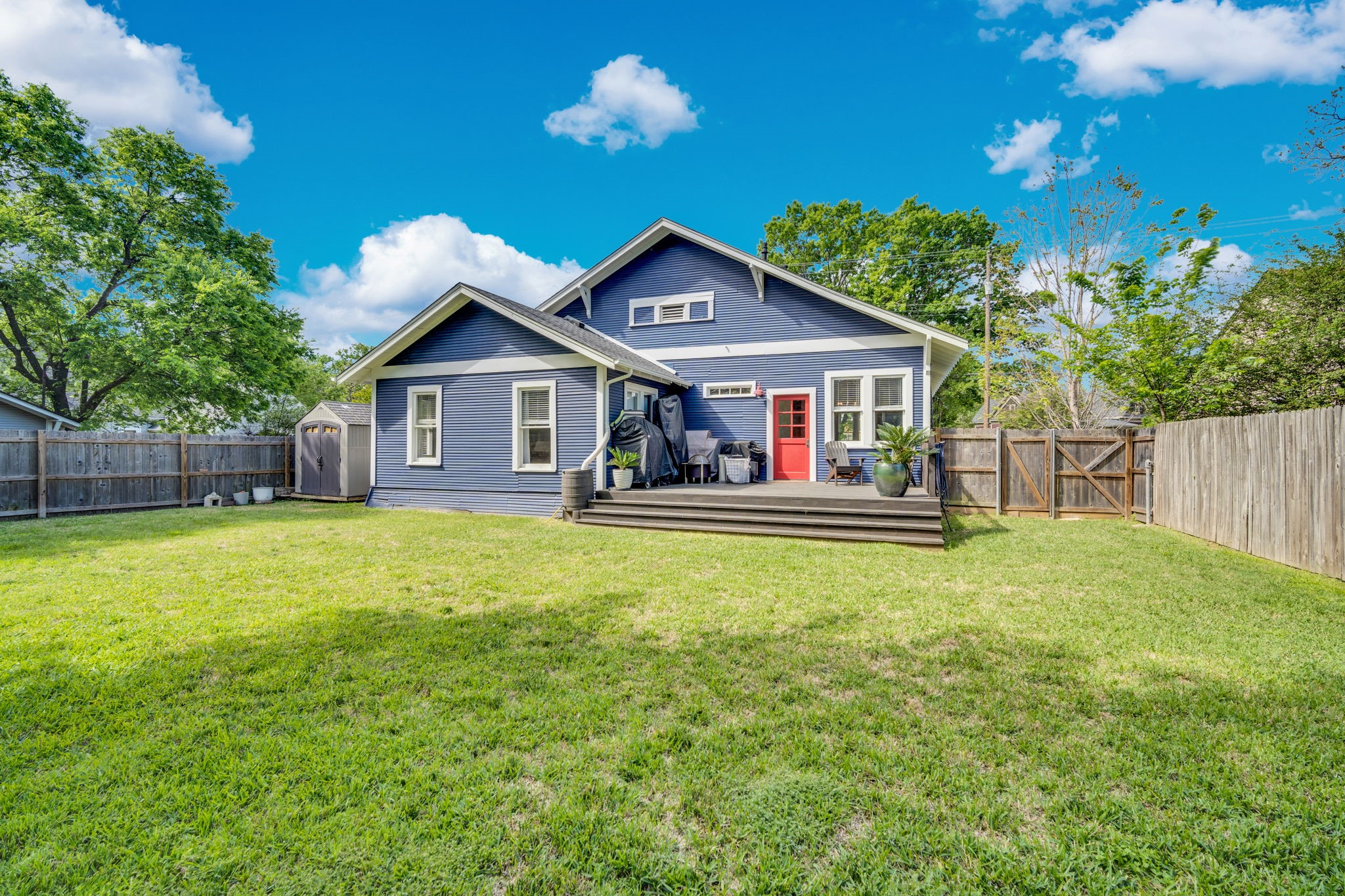 806 N Preston Street Ennis TX 75119