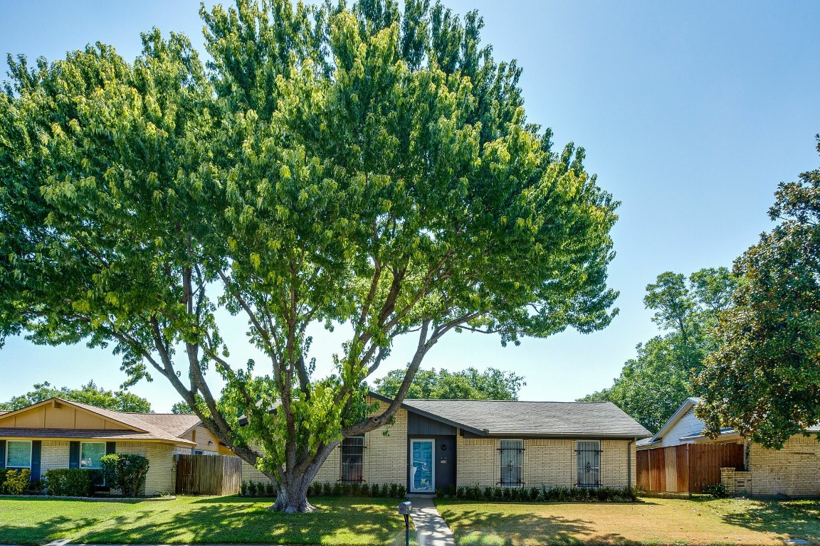 2710 Sam Houston Drive Garland TX 75044