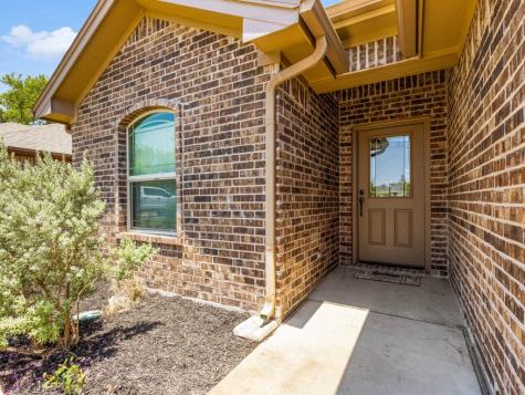 116 Hilltop Avenue Godley TX 76044