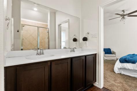 110 Garden Grove Drive Waxahachie TX 75165