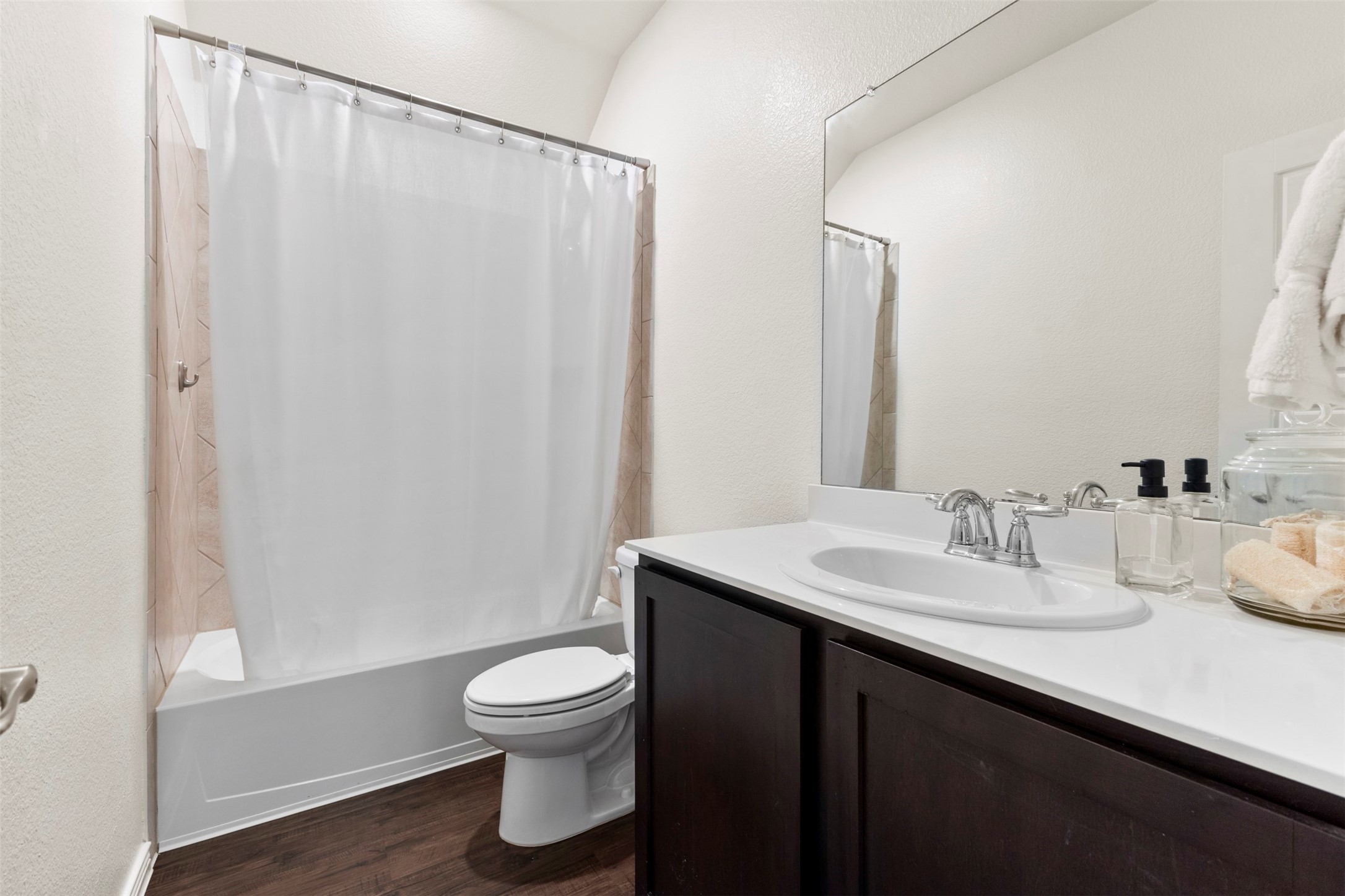 110 Garden Grove Drive Waxahachie TX 75165