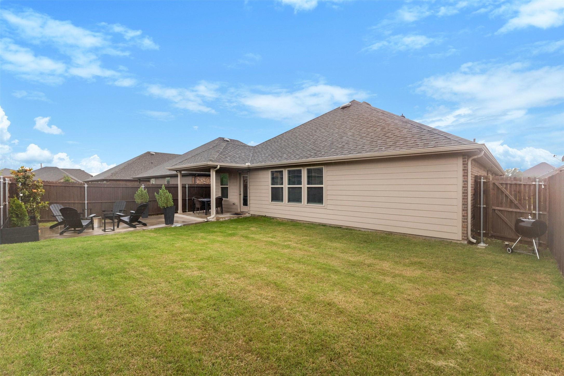 110 Garden Grove Drive Waxahachie TX 75165