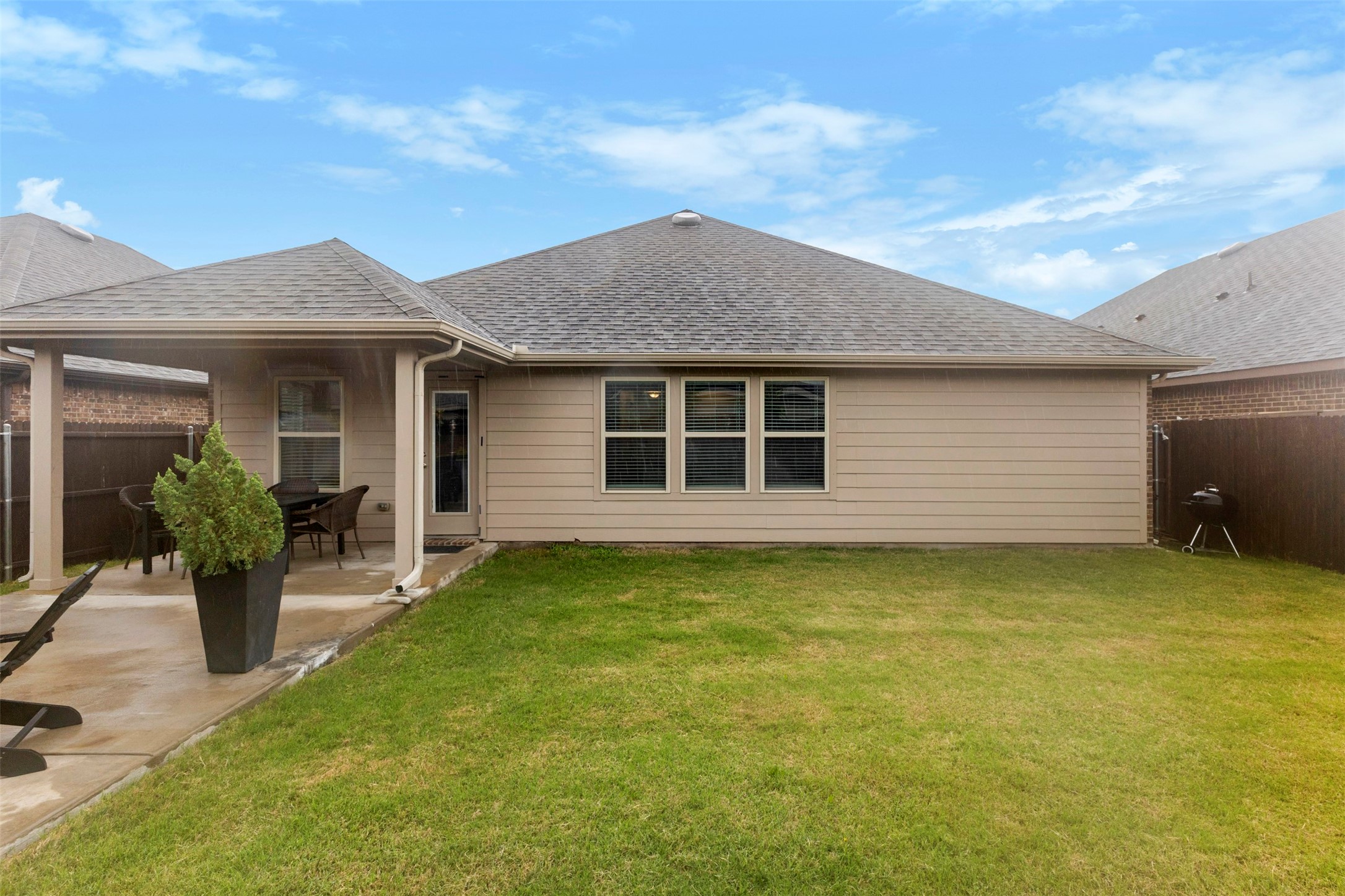 110 Garden Grove Drive Waxahachie TX 75165