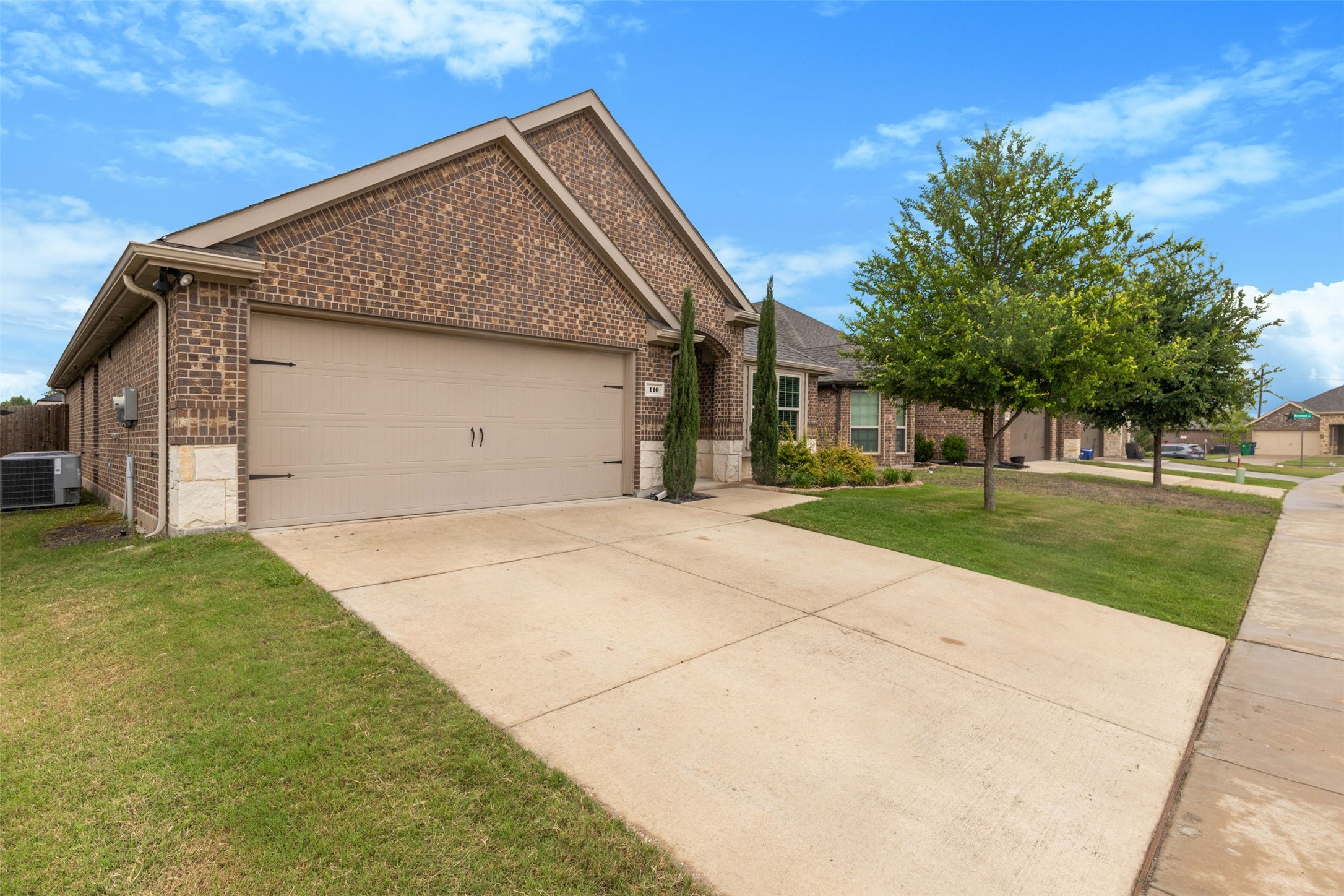 110 Garden Grove Drive Waxahachie TX 75165