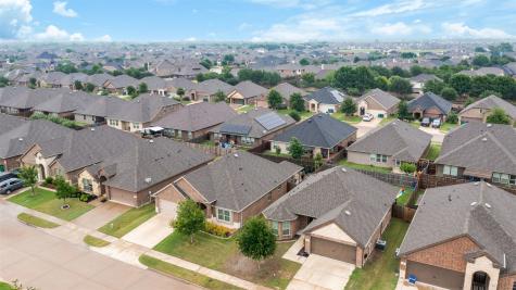 110 Garden Grove Drive Waxahachie TX 75165