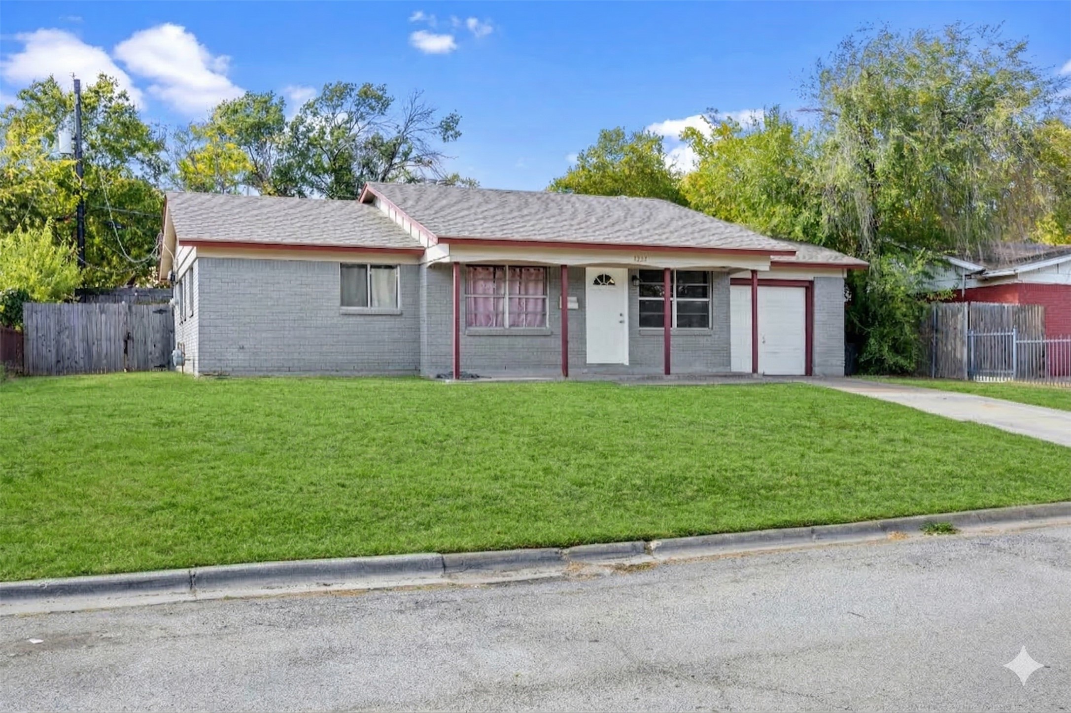 4812 Marshall Street Forest Hill TX 76119