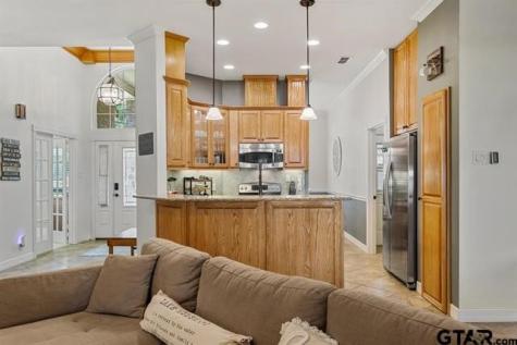 3522 S Island Drive Chandler TX 75758