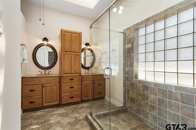 3522 S Island Drive Chandler TX 75758