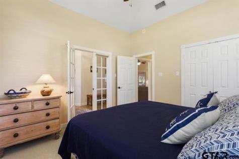 3522 S Island Drive Chandler TX 75758