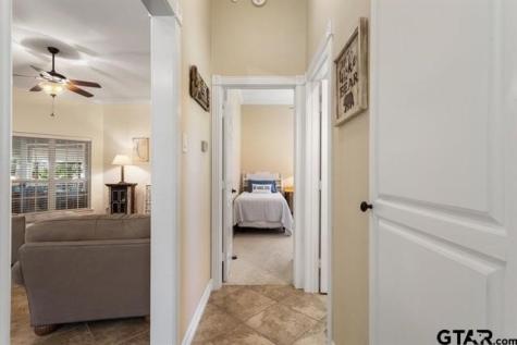 3522 S Island Drive Chandler TX 75758