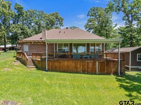 3522 S Island Drive Chandler TX 75758