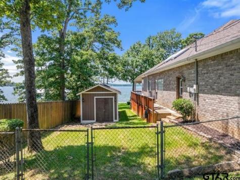 3522 S Island Drive Chandler TX 75758