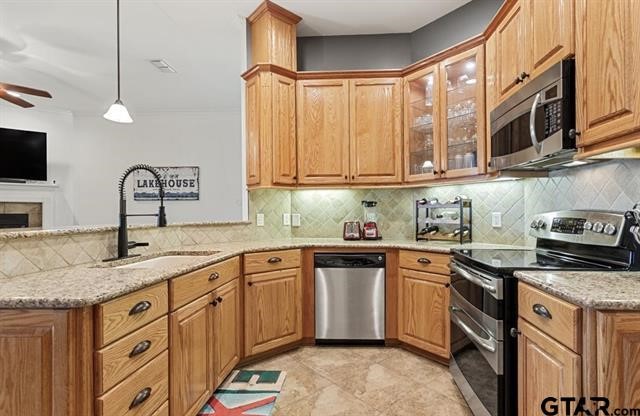 3522 S Island Drive Chandler TX 75758
