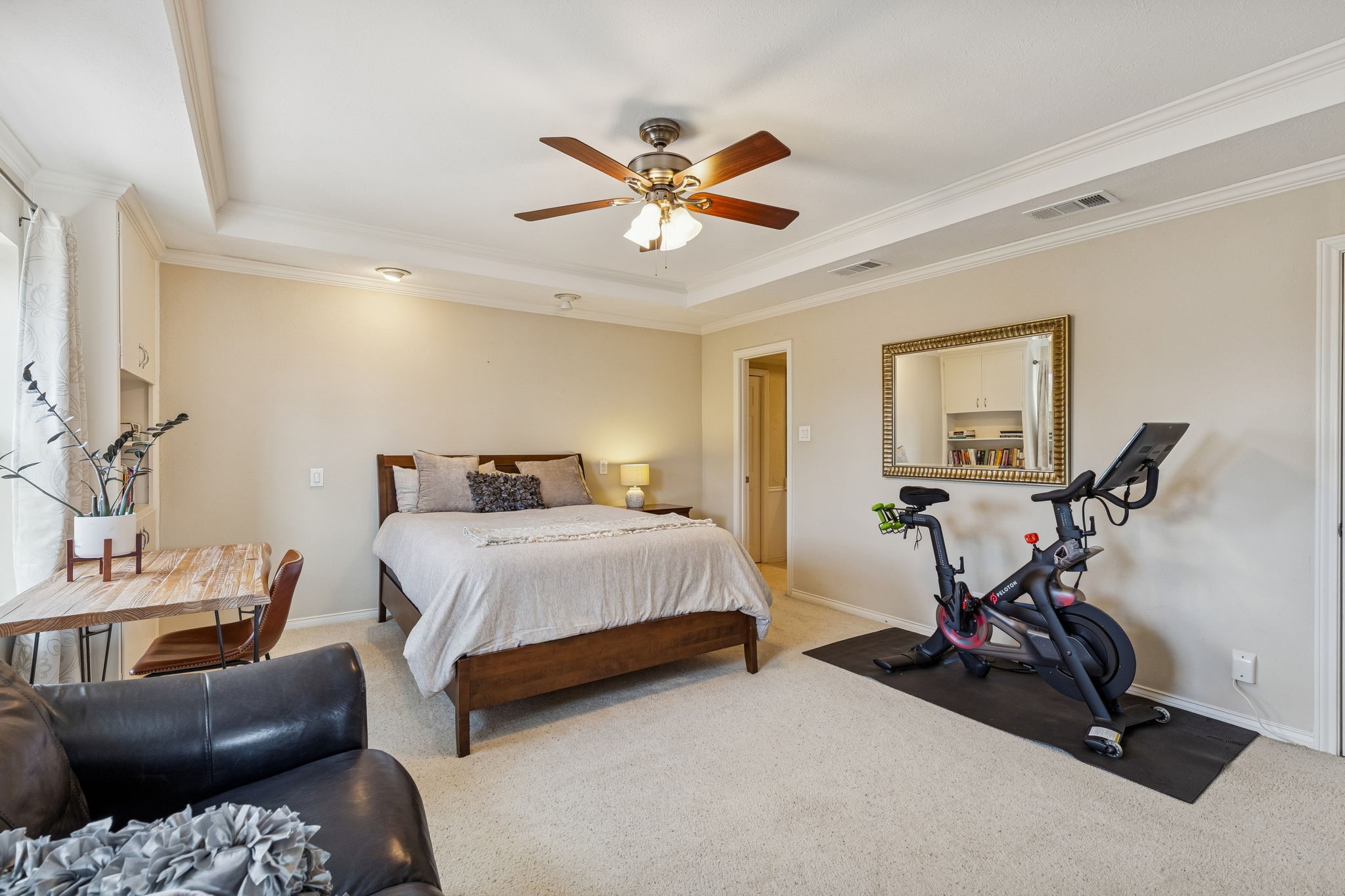 7040 Oakbluff Drive Dallas TX 75254