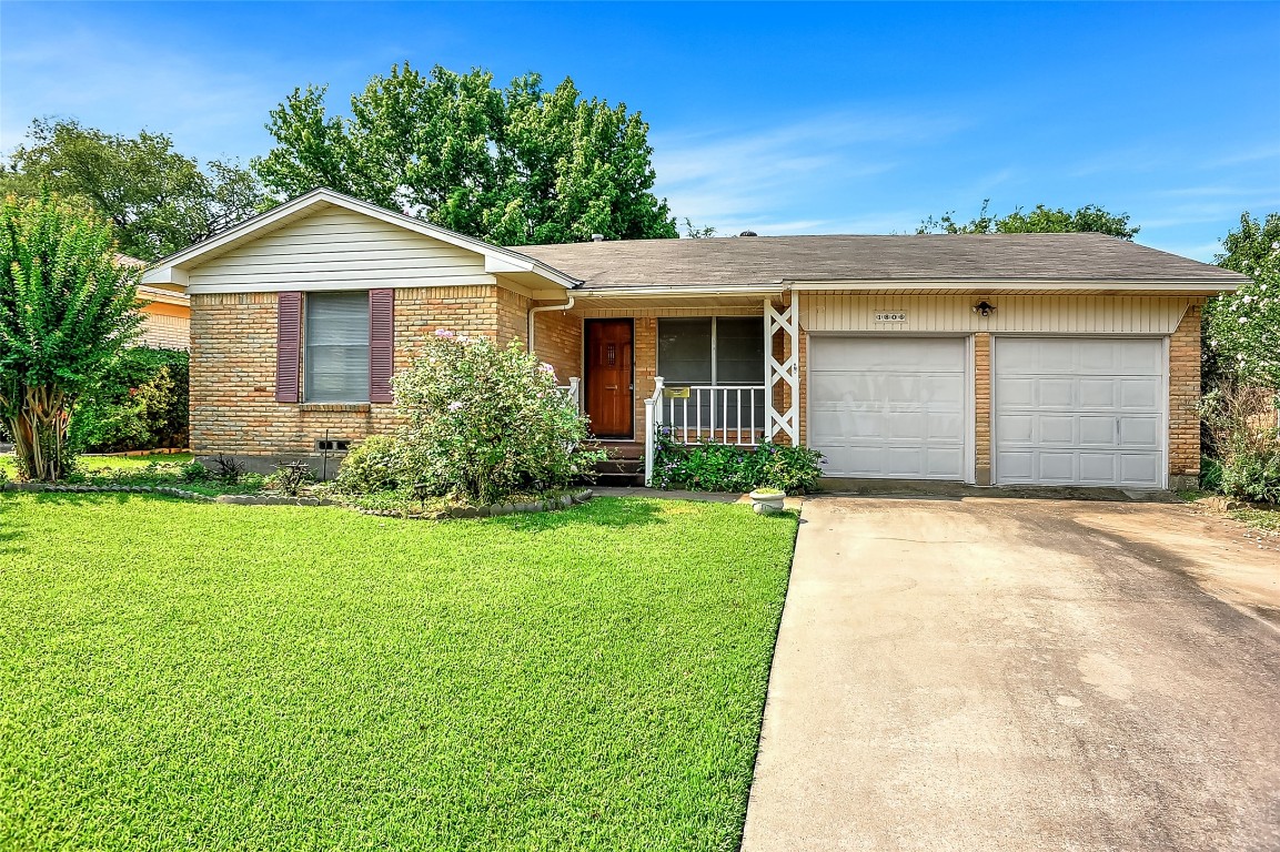 1806 W Birge Street Sherman TX 75092