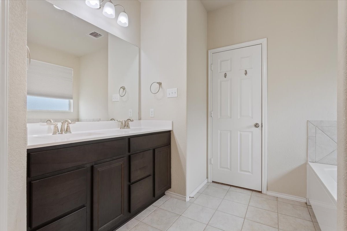5300 Crossville Drive Waco TX 76708