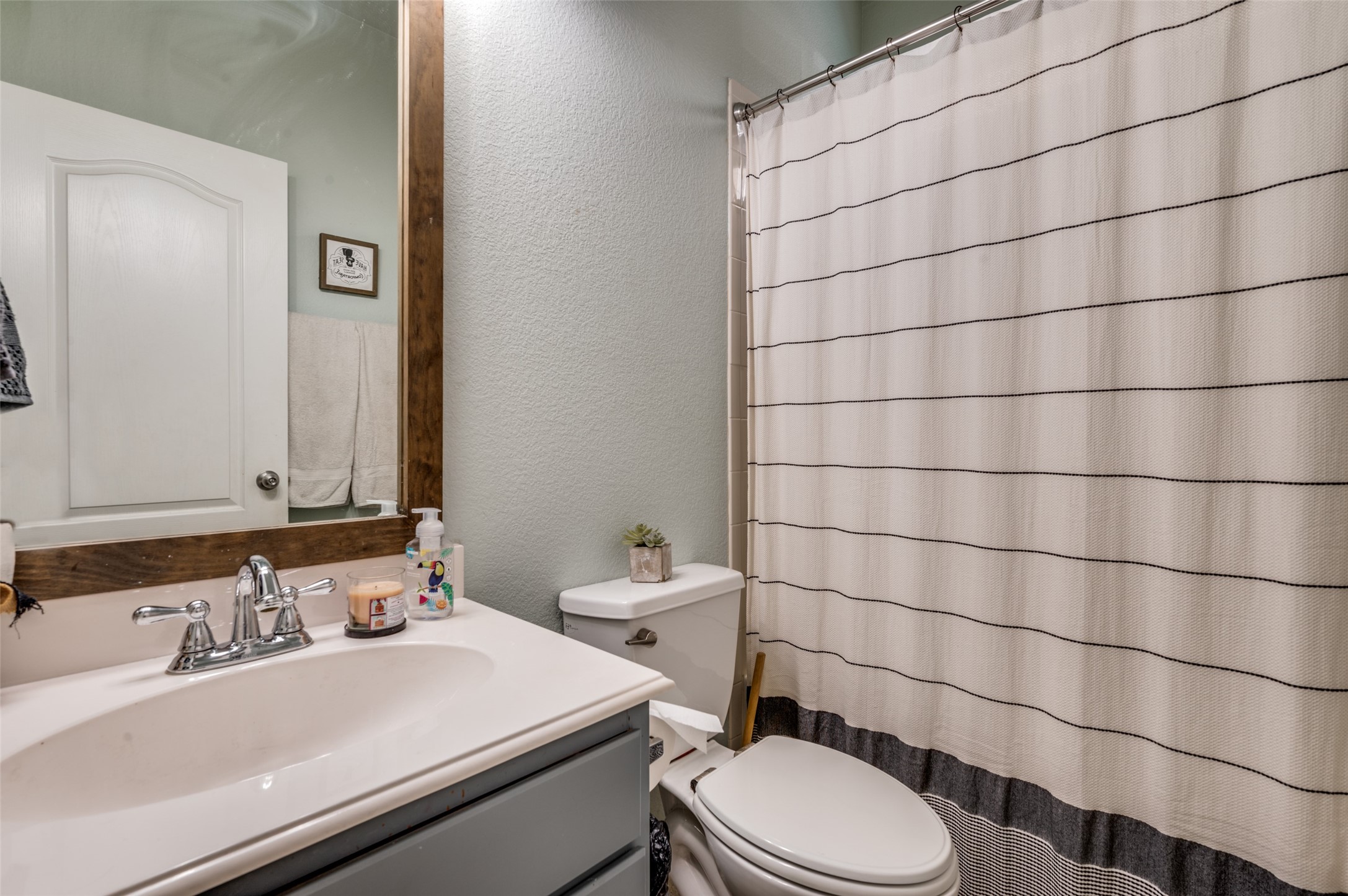 9812 Marthas Vineyard Circle Providence Village TX 76227