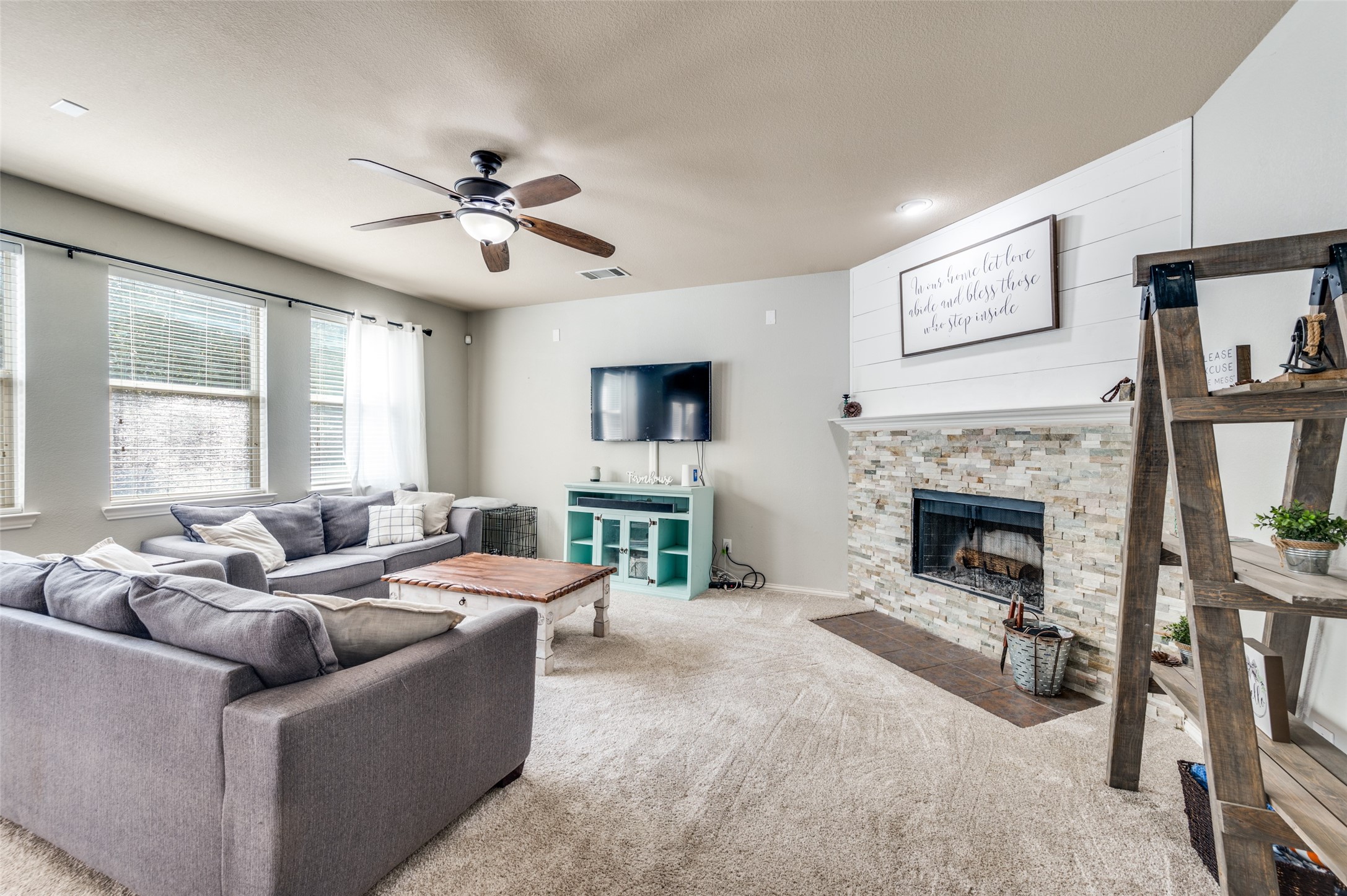 9812 Marthas Vineyard Circle Providence Village TX 76227