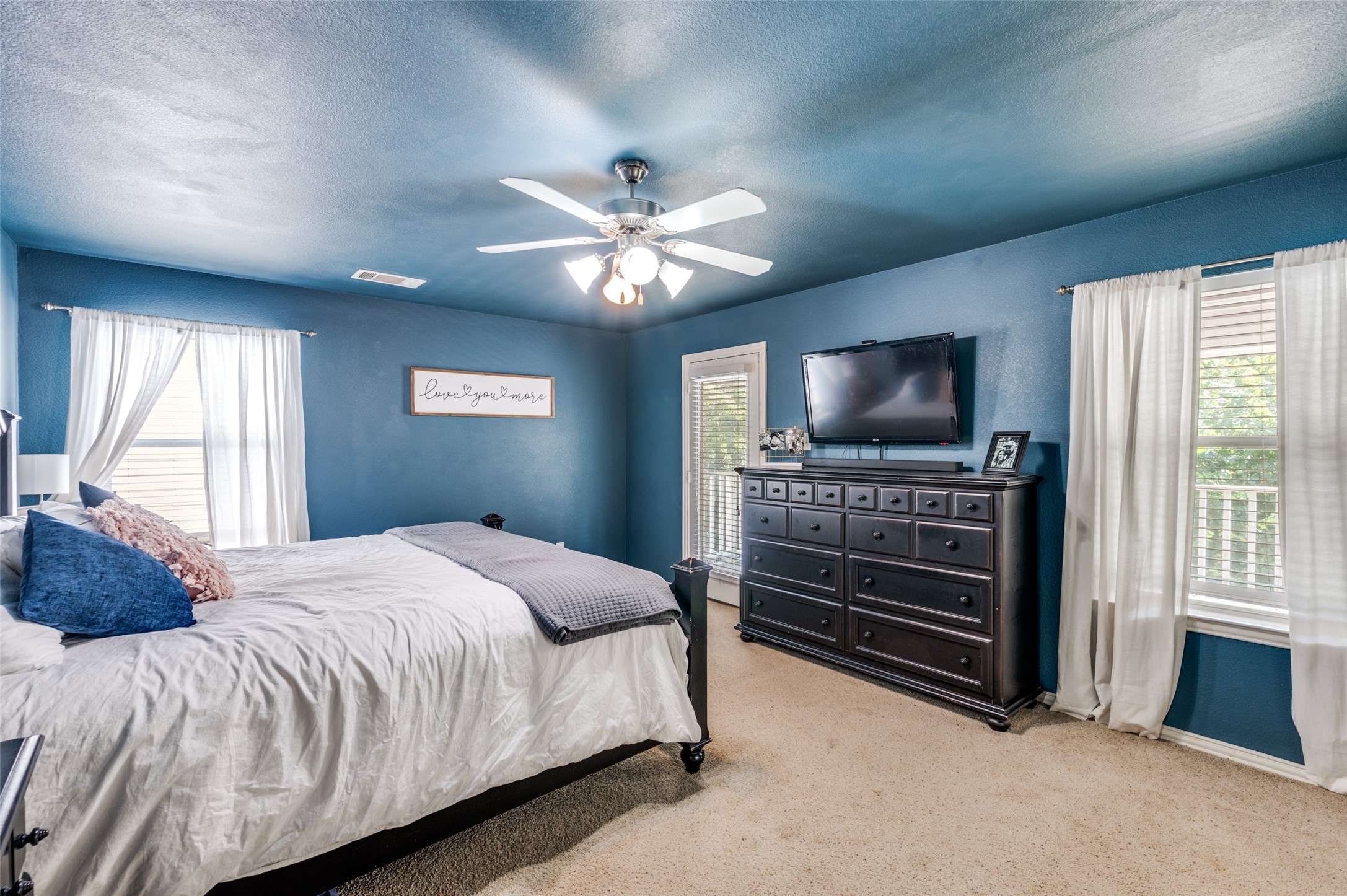 9812 Marthas Vineyard Circle Providence Village TX 76227