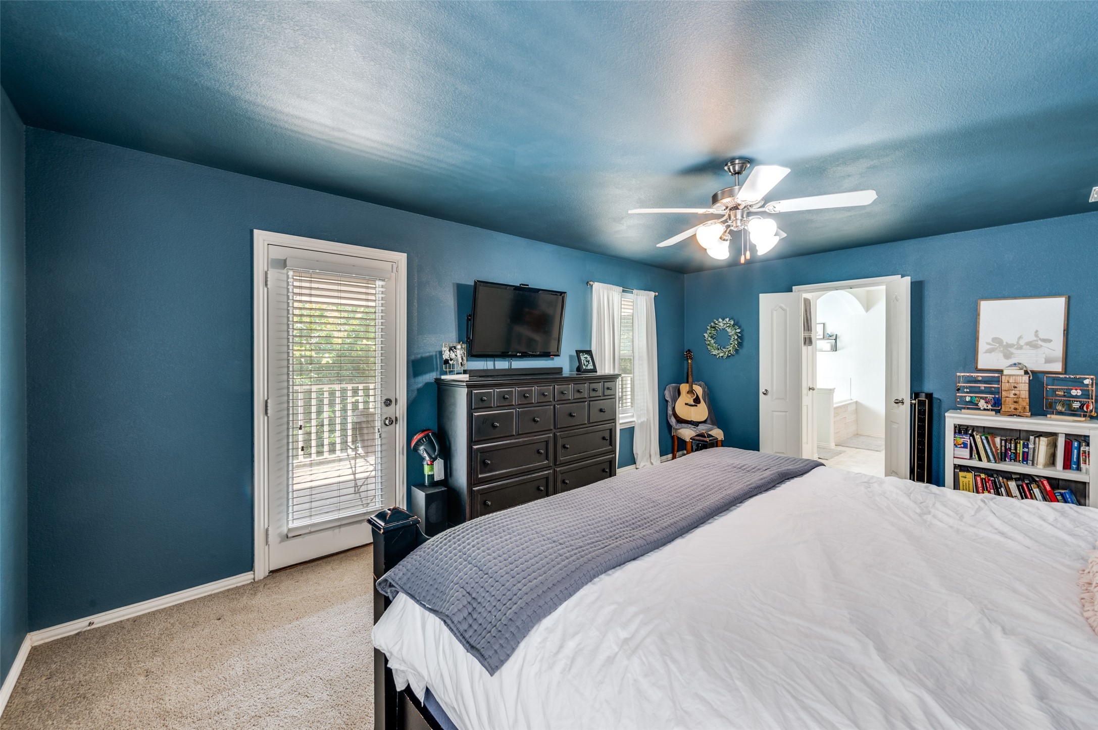 9812 Marthas Vineyard Circle Providence Village TX 76227