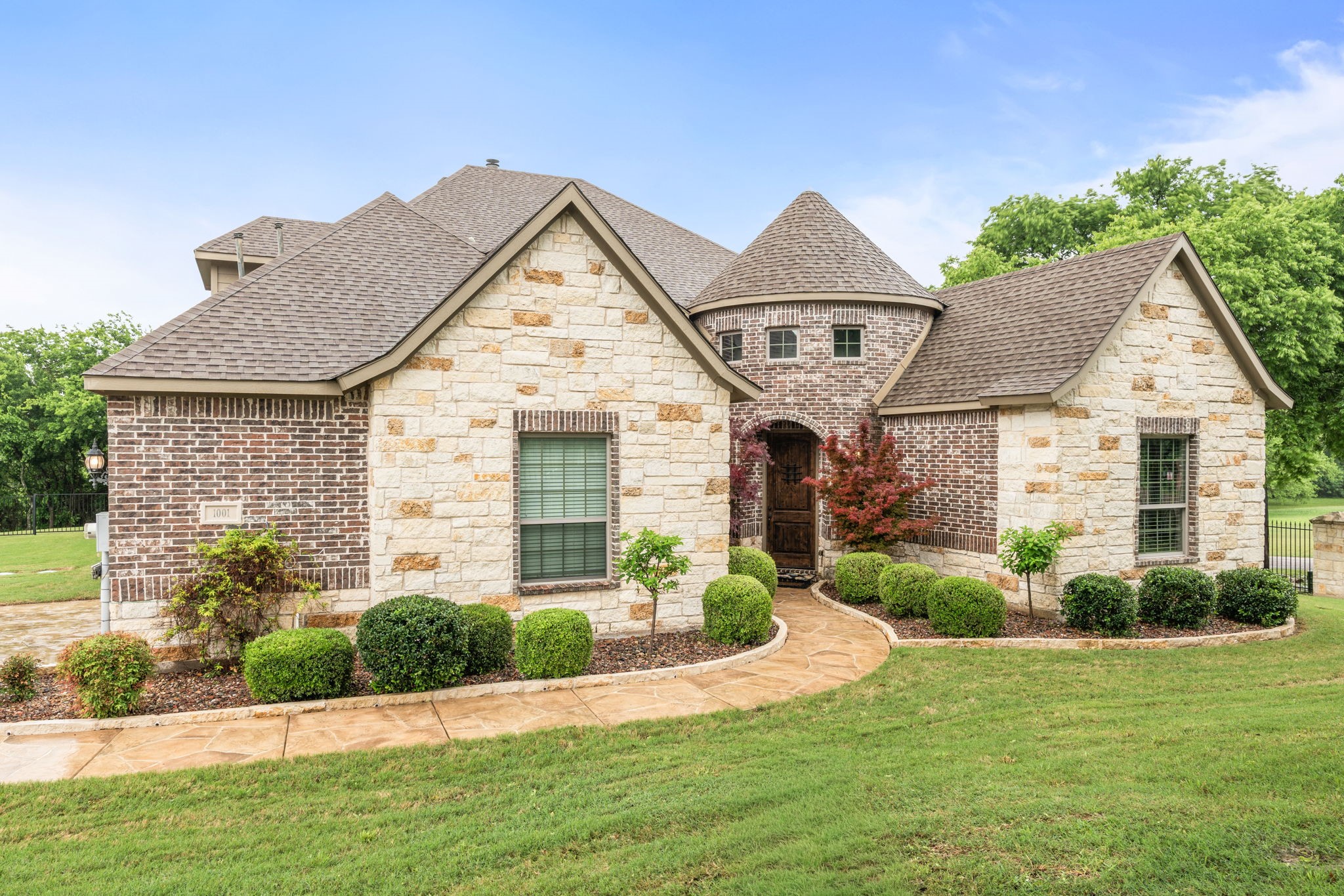 1001 Hilltop Drive Lavon TX 75166