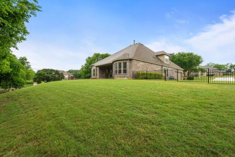 1001 Hilltop Drive Lavon TX 75166