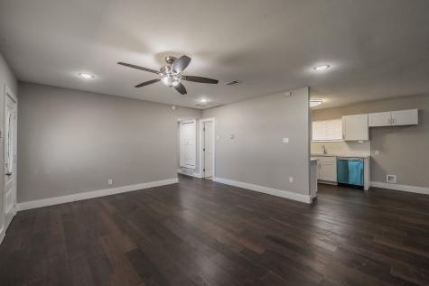 2204 Dunloe Avenue Dallas TX 75228
