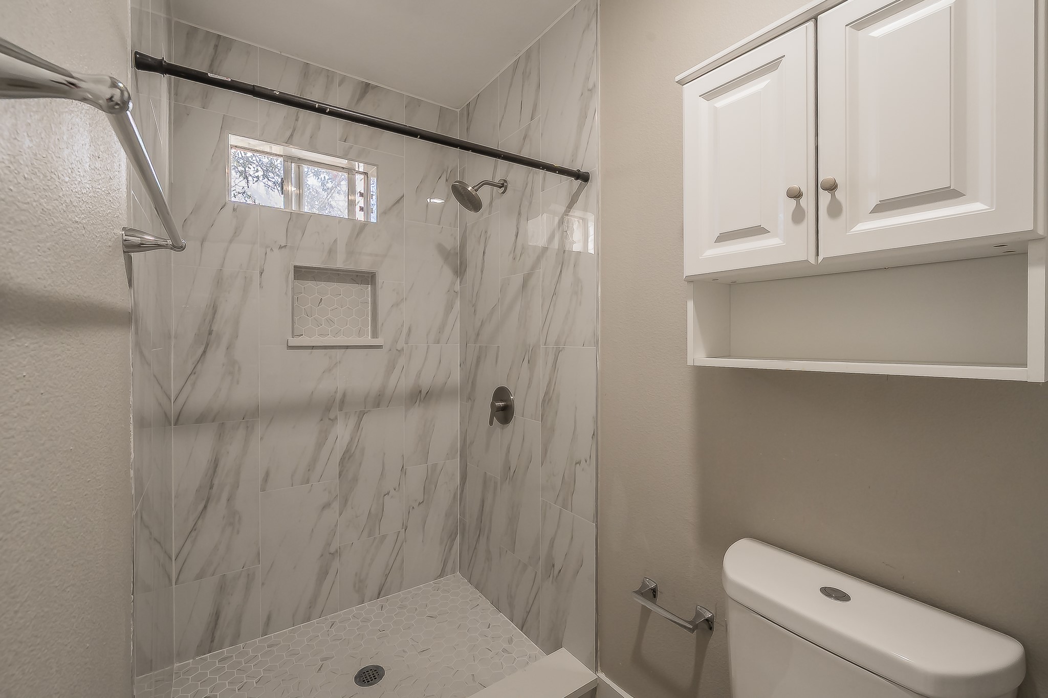 2204 Dunloe Avenue Dallas TX 75228