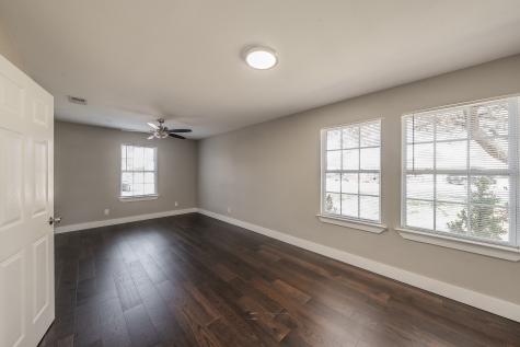 2204 Dunloe Avenue Dallas TX 75228
