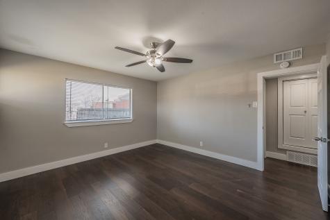 2204 Dunloe Avenue Dallas TX 75228