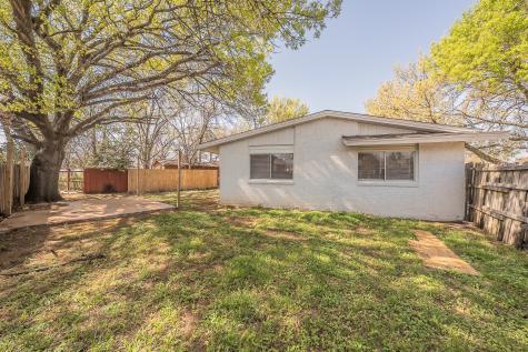 2204 Dunloe Avenue Dallas TX 75228