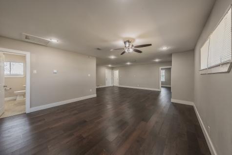 2204 Dunloe Avenue Dallas TX 75228