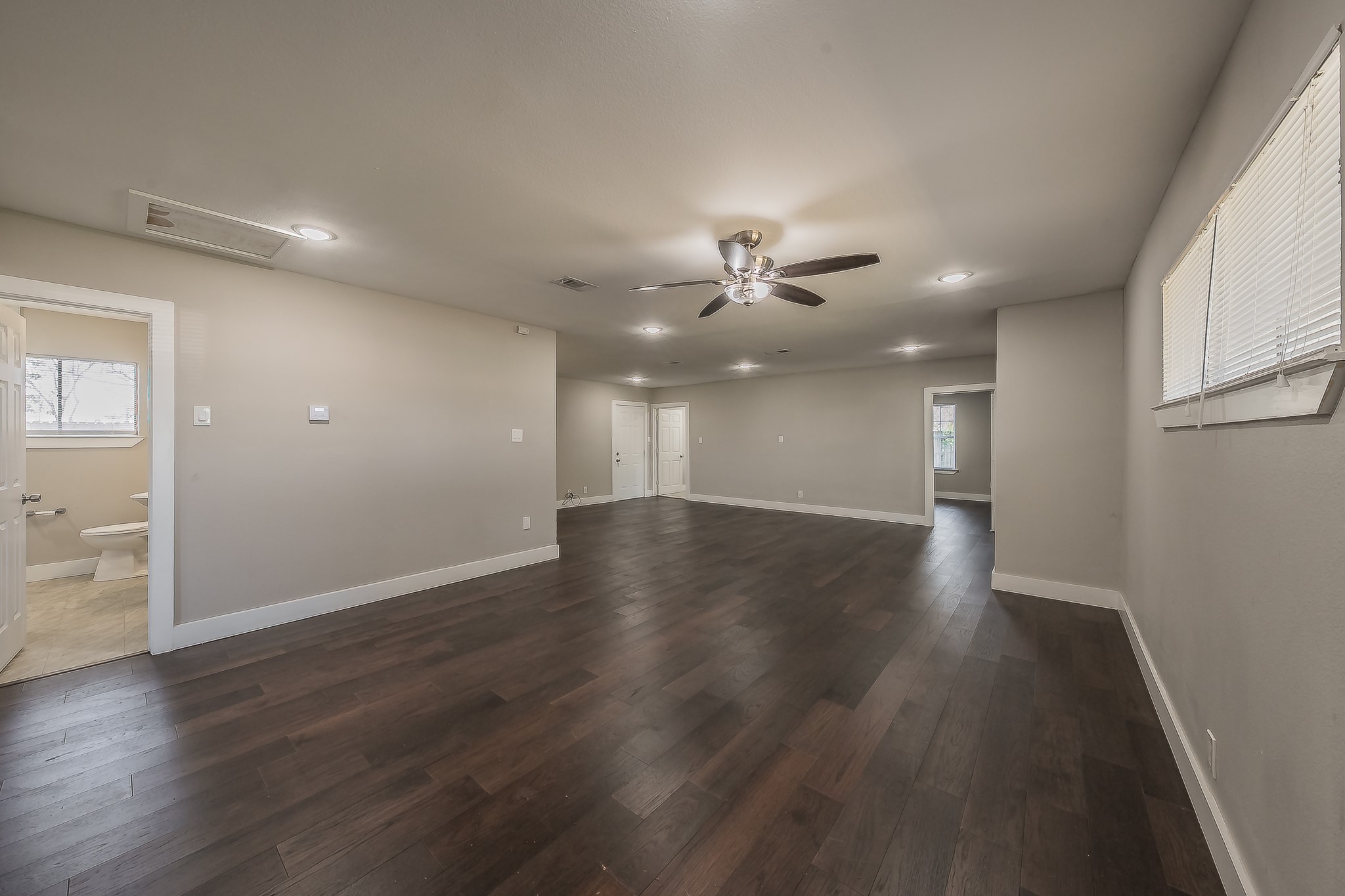 2204 Dunloe Avenue Dallas TX 75228