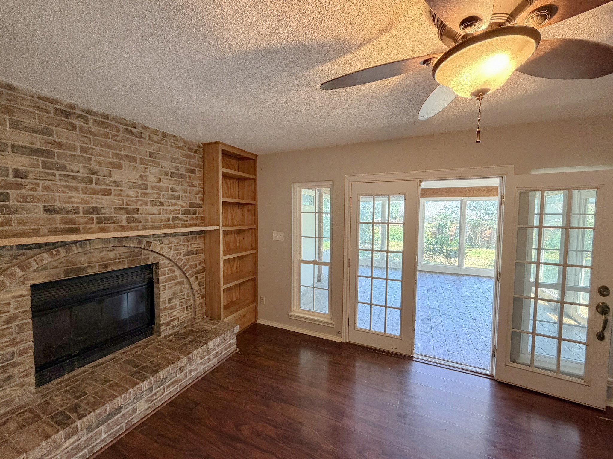 6801 Greenspring Drive Arlington TX 76016