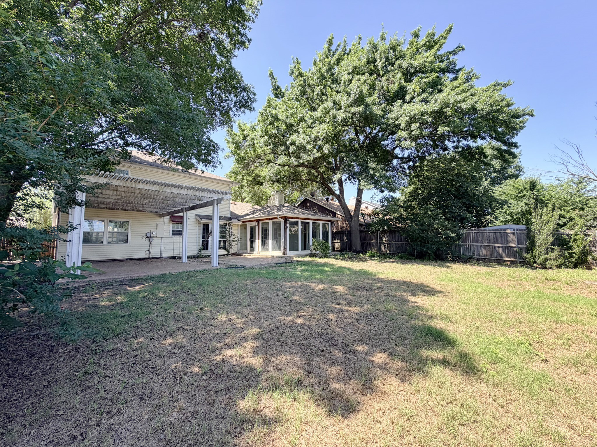 6801 Greenspring Drive Arlington TX 76016
