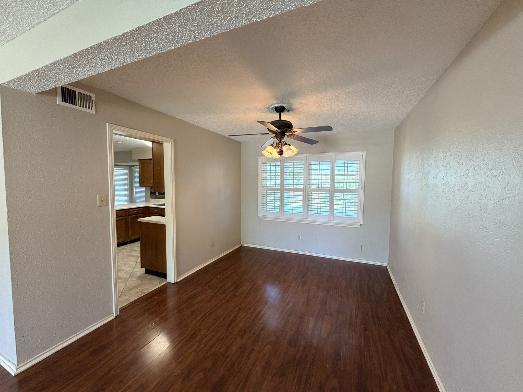 6801 Greenspring Drive Arlington TX 76016