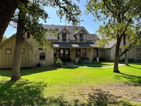 1505 Whispering Oaks Court Granbury TX 76049