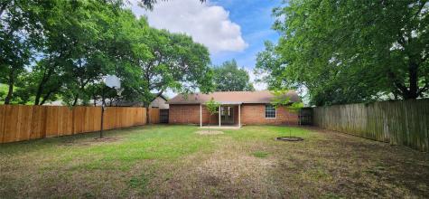 723 Briggs Street Cedar Hill TX 75104