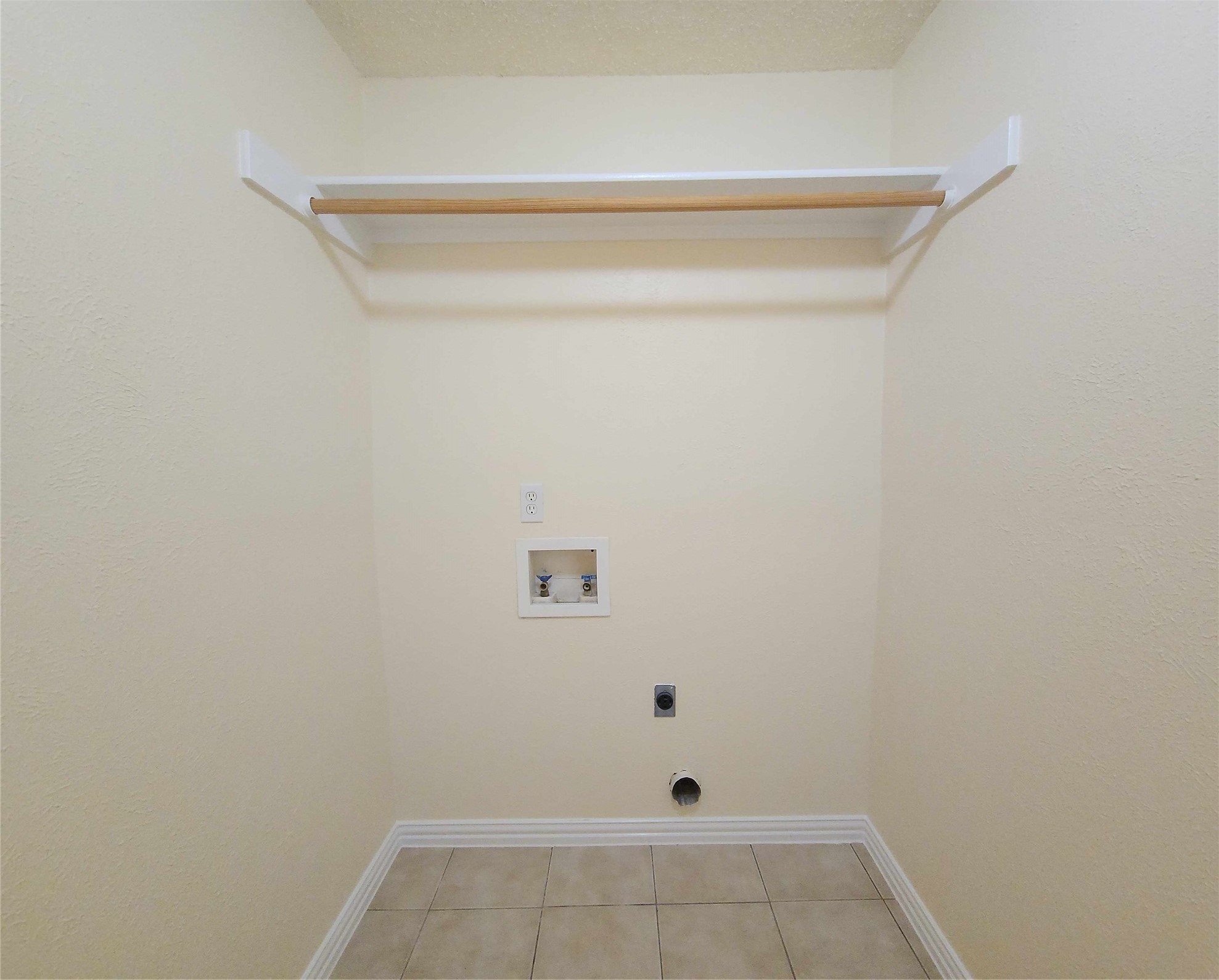 723 Briggs Street Cedar Hill TX 75104