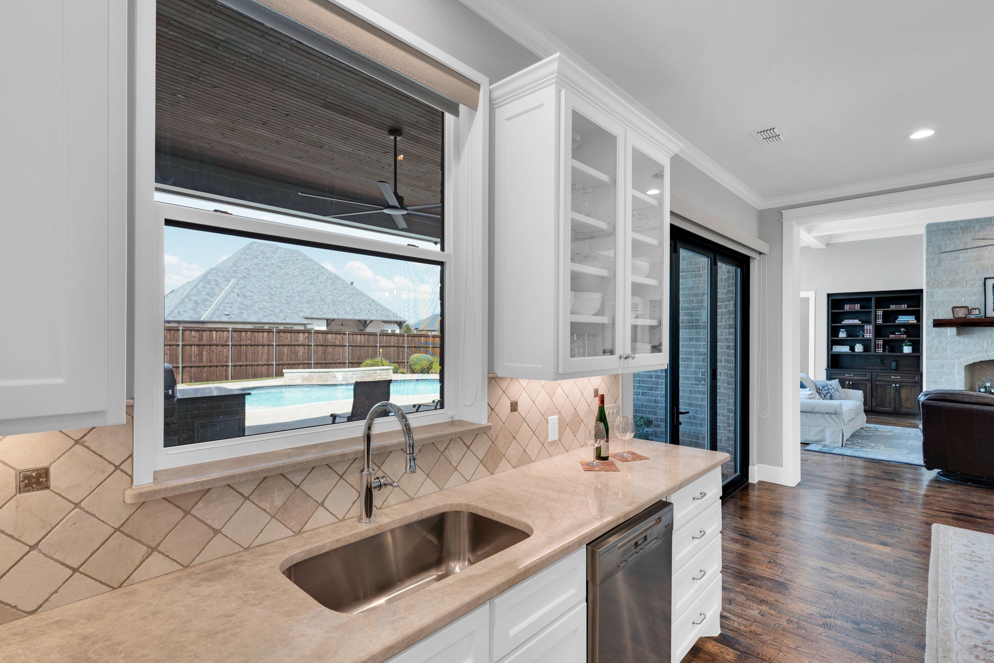 2209 Lyons Midlothian TX 76065