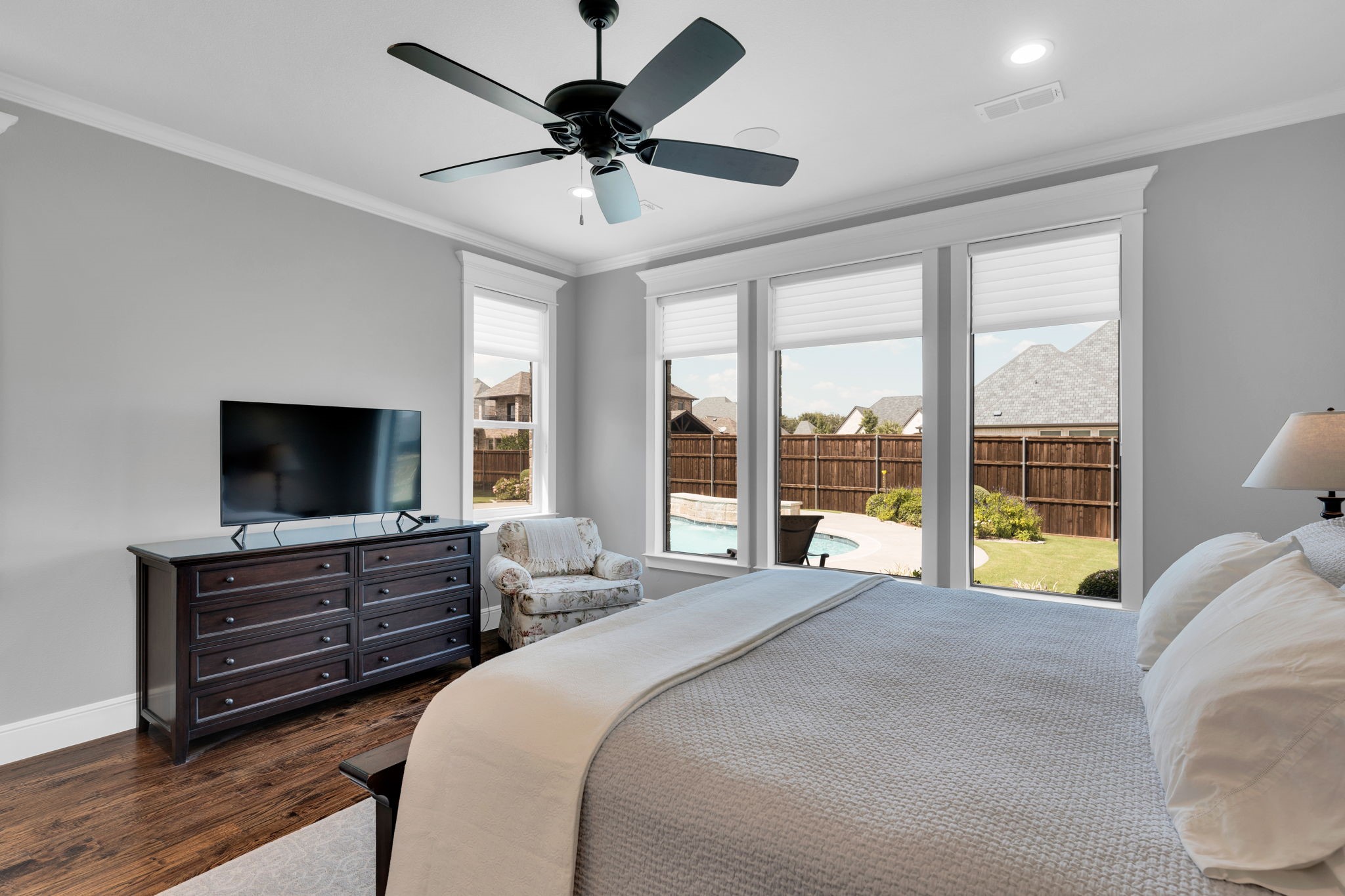 2209 Lyons Midlothian TX 76065