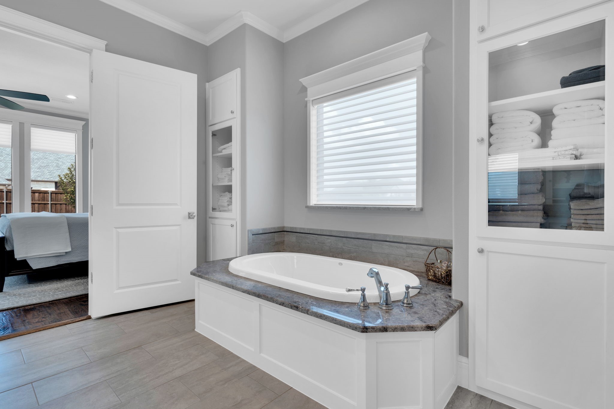 2209 Lyons Midlothian TX 76065