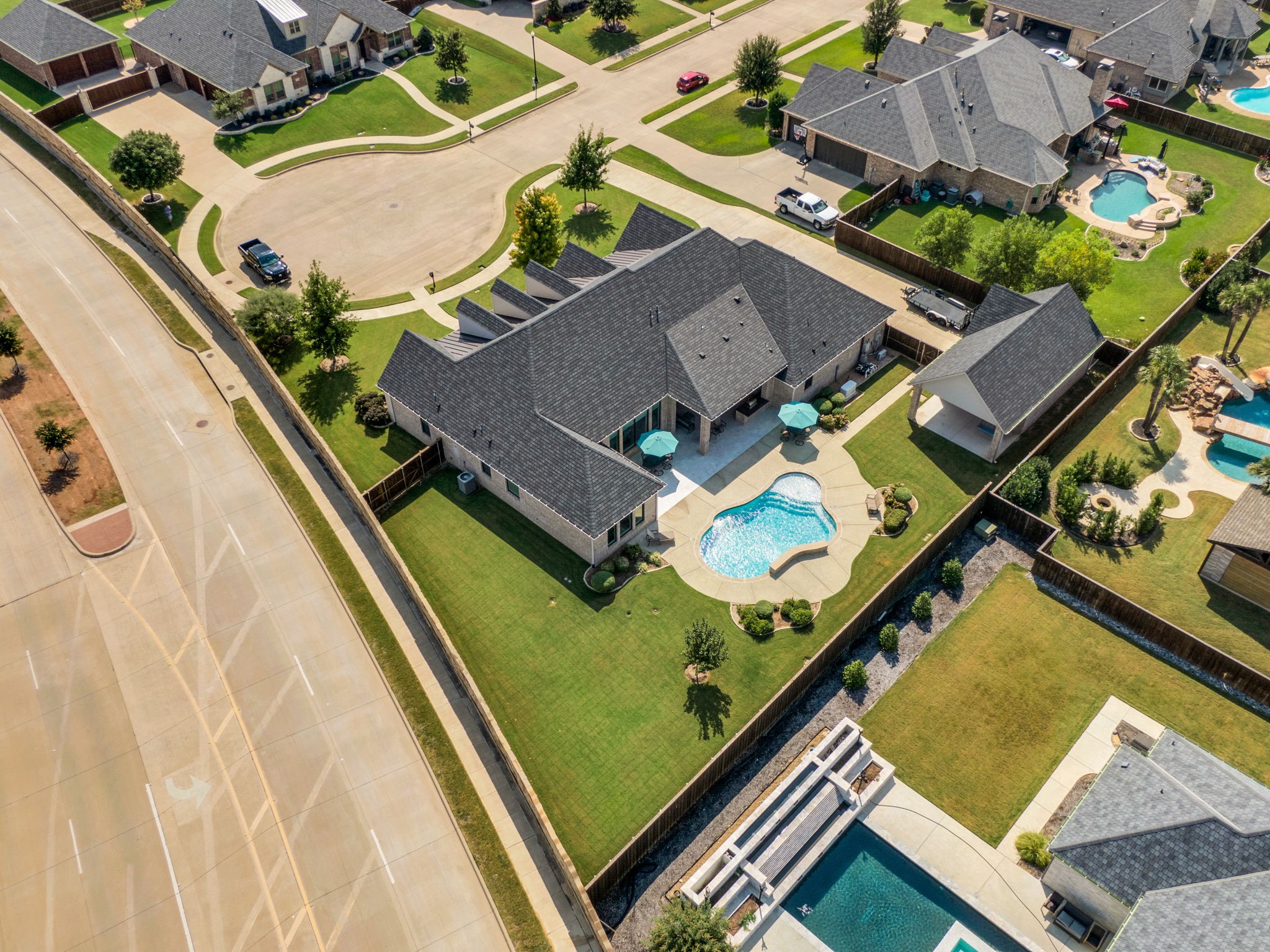 2209 Lyons Midlothian TX 76065