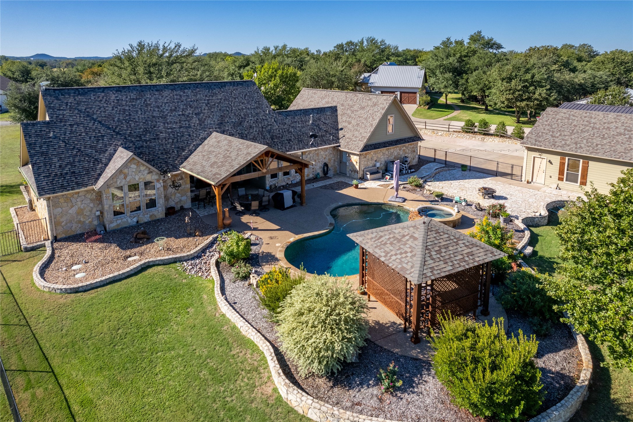 1214 County Road 2024 Glen Rose TX 76043