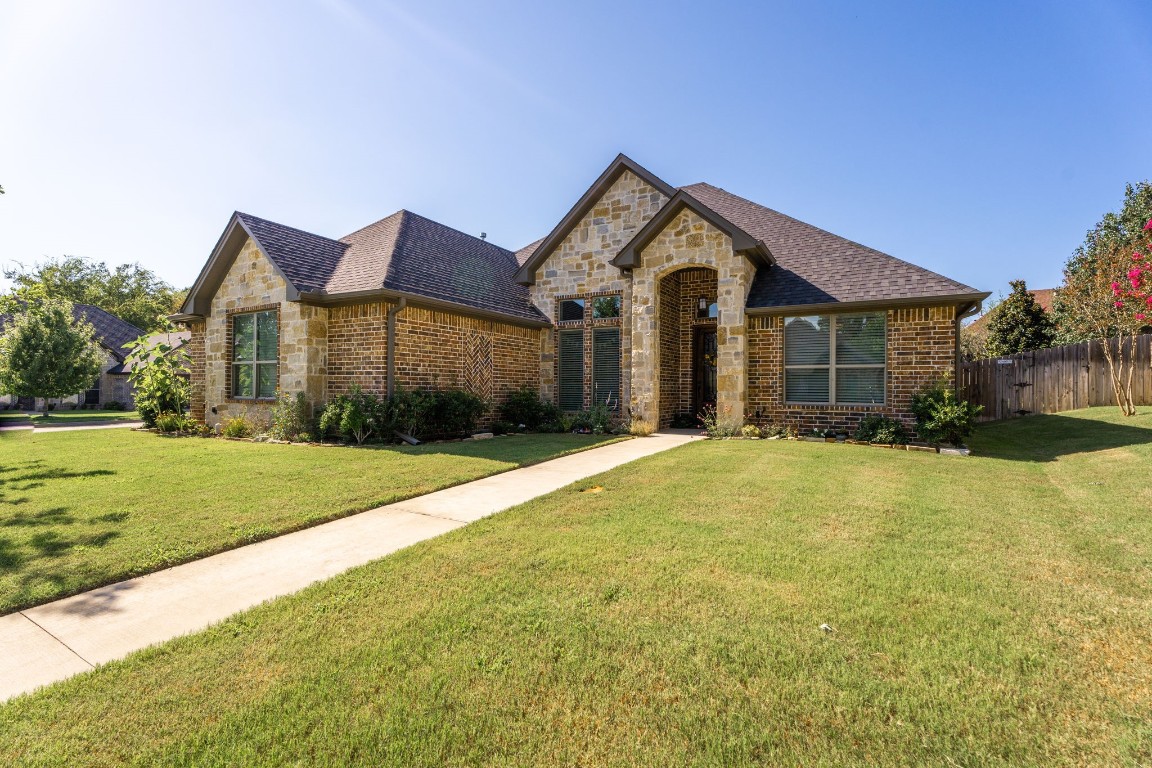 11242 Water Oak Drive Flint TX 75762