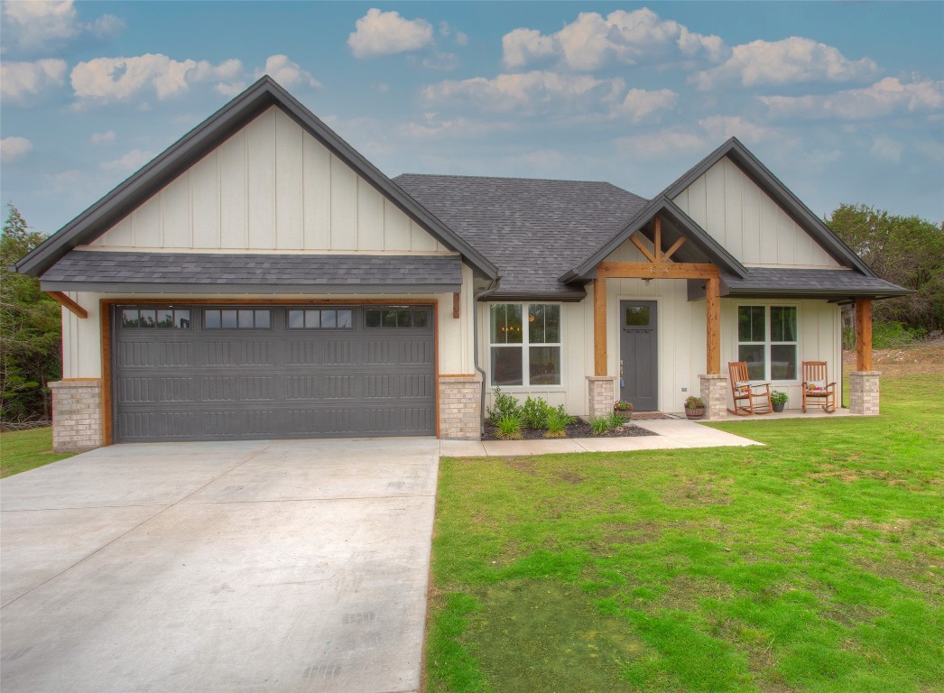 1304 W Tioga Court Granbury TX 76048