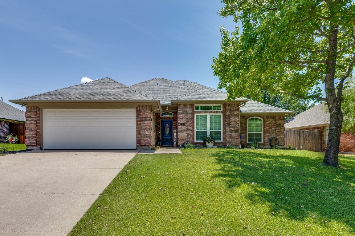 1100 Acorn Lane Burleson TX 76028