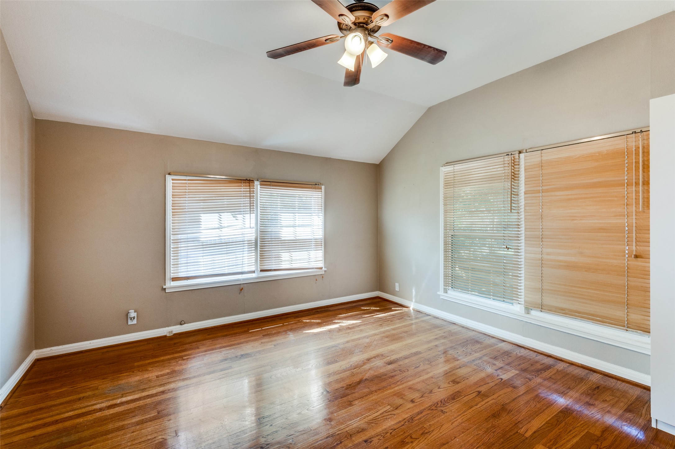 1401 Bluebonnet Drive Fort Worth TX 76111